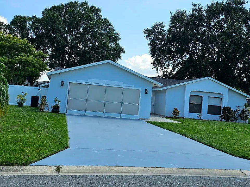 606 Wood Dr
