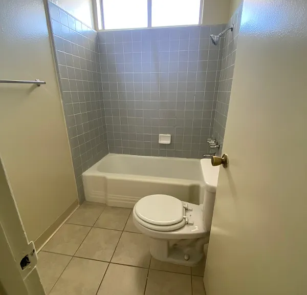2432 Pacific Coast Hwy — Photo 9