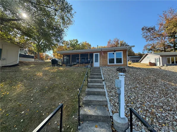 32215 Lee Dr, Gravois Mills, MO 65037