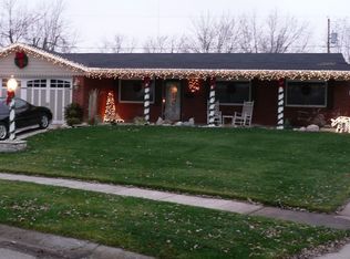 6957 Shelcross Dr, Huber Heights, OH 45424