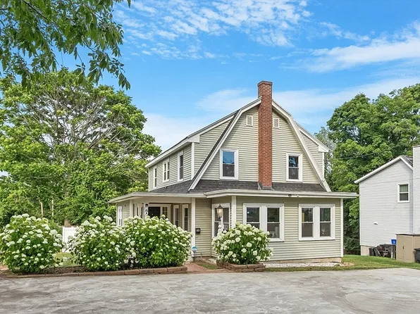 16-16 Elm St #A, Milford, MA 01757