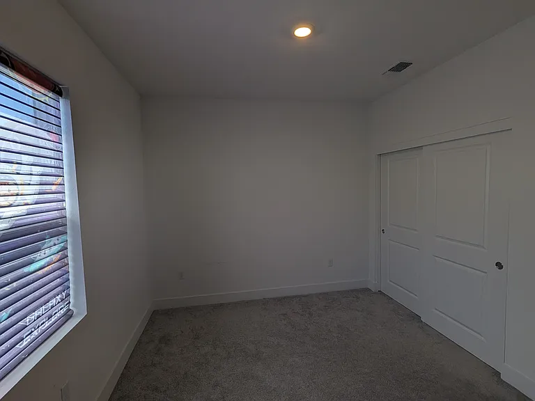 148 W Bolinas Pl — Photo 12