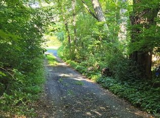 Pequot Trl, Southbury, CT 06488