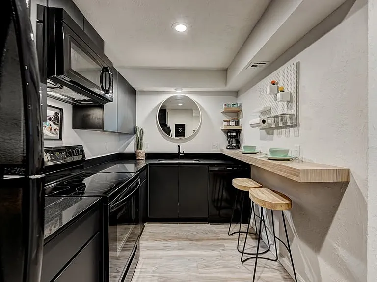 511 NW 29th St #3 — Photo 17