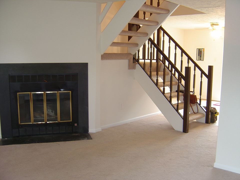2nd image of 4662 Whitaker Pl