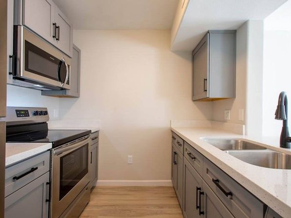 4350 N 5th Ave UNIT 207