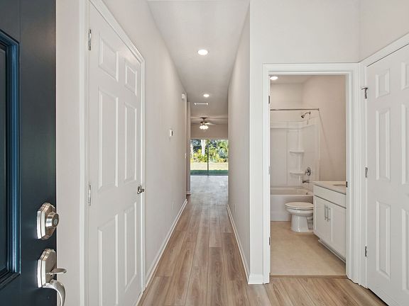 2nd image of 9 Pier Ln