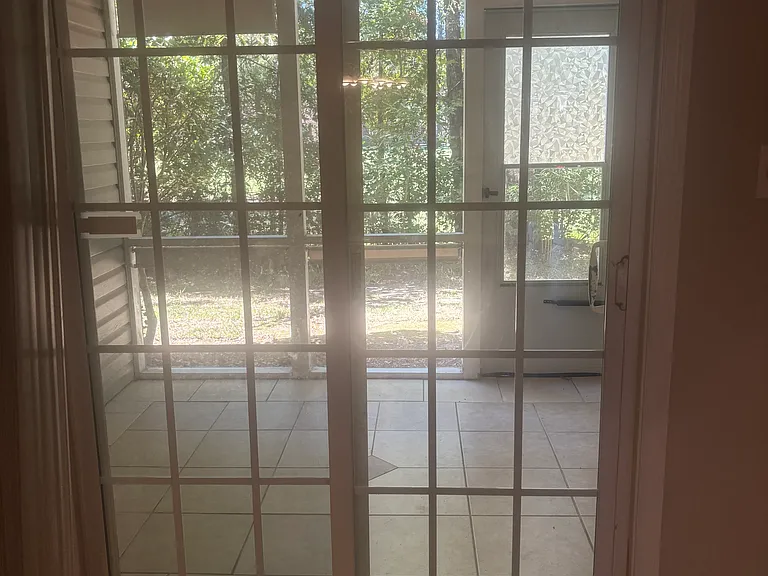110 Lazy Willow Ln — Photo 19