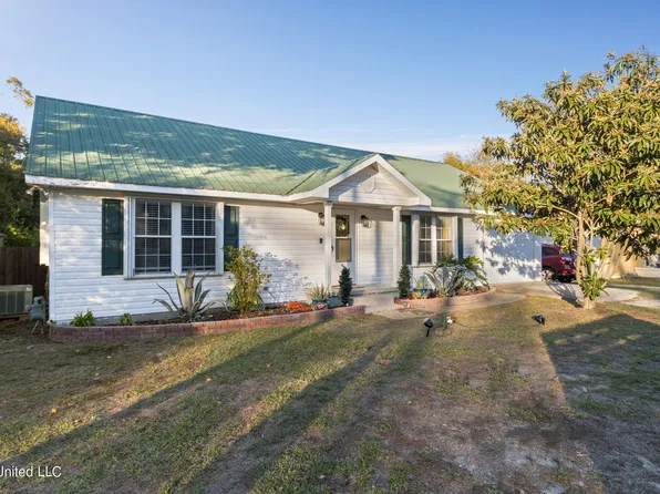 908 25th St, Gulfport, MS 39501