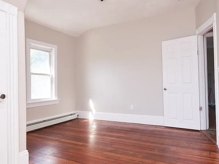 176 Terrace Ave #3 — Photo 8