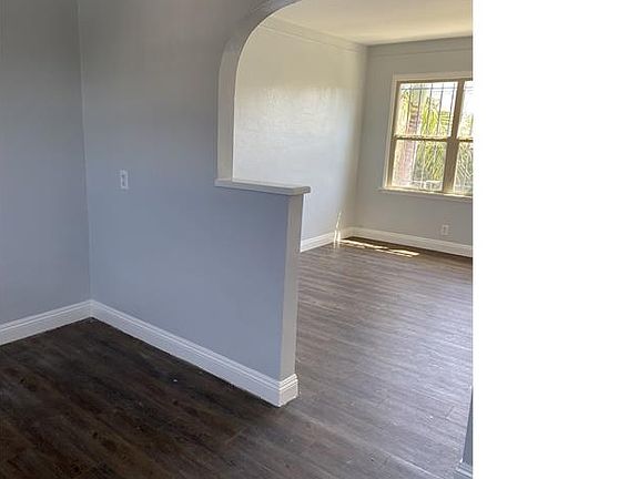 2nd image of 11209 S Main St #3