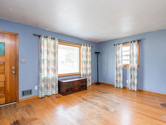 4th image of 11811 Dearing Woods Dr