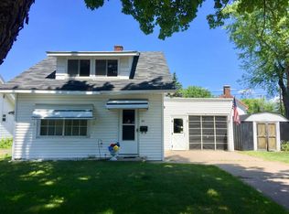 502 Cook St, Iron Mountain, MI 49801