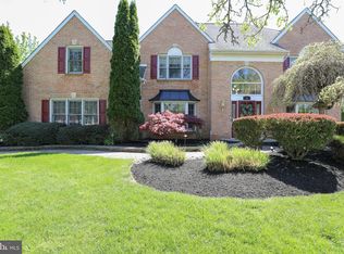 35 Radcliff Dr, Doylestown, PA 18901