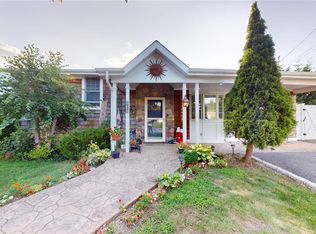 247 N 3rd St, Bethpage, NY 11714