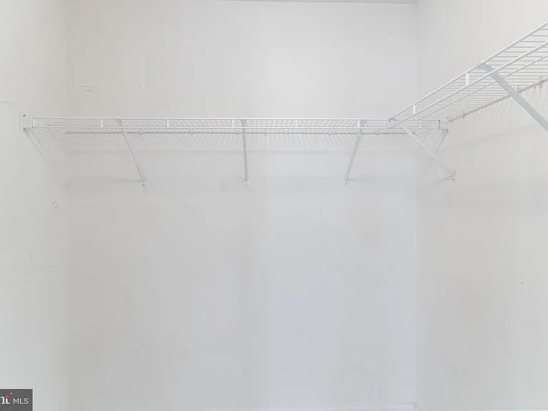 8212 Silverton Ct — Photo 35