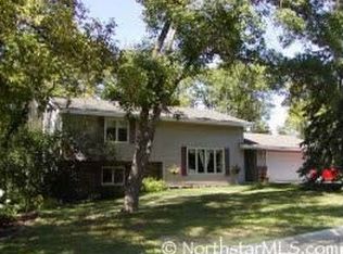 2045 Lake View Dr, Jordan, MN 55352