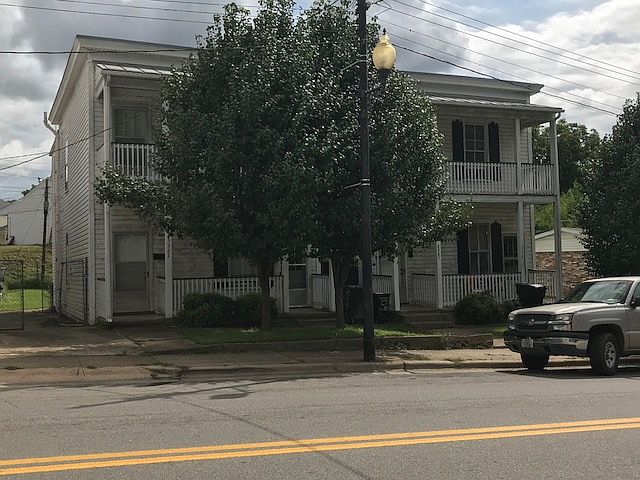 1st image of 530 N Main St