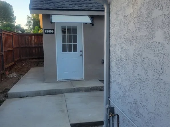 23099 Runnymede St, West Hills, CA 91307
