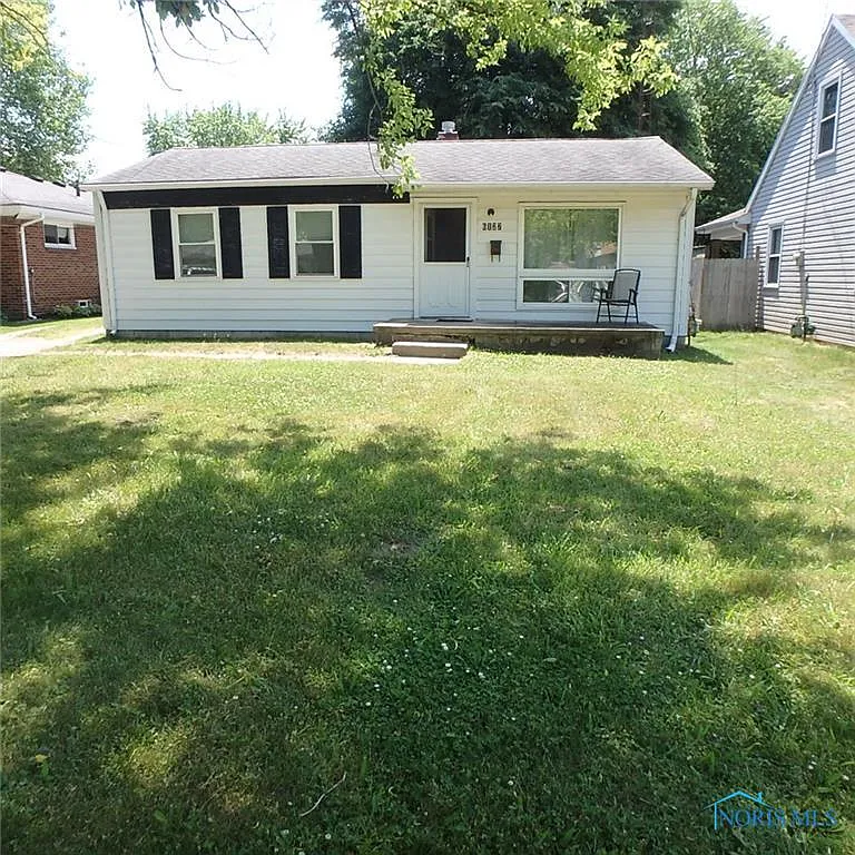 6127 Reo St photo 1