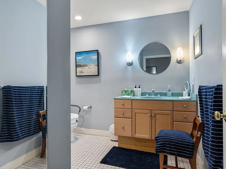 1200 Washington St #121 — Photo 22