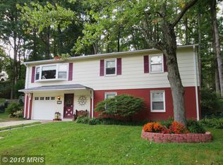 6508 Greenview Ln, Springfield, VA 22152