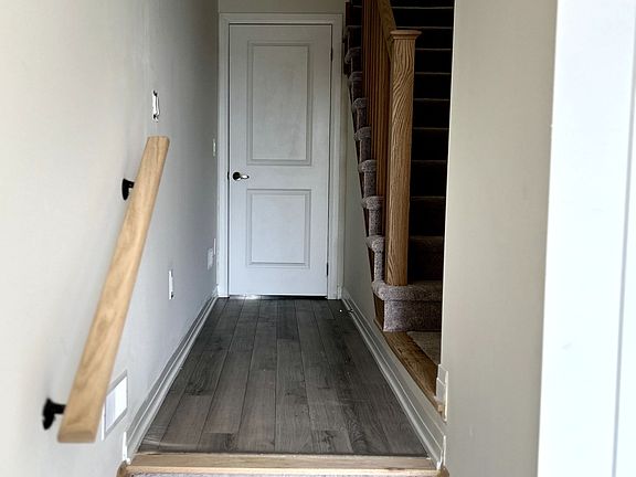 2nd image of 585 Colborne St #207
