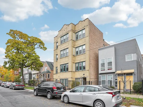 3560 W Palmer St #1C, Chicago, IL 60647