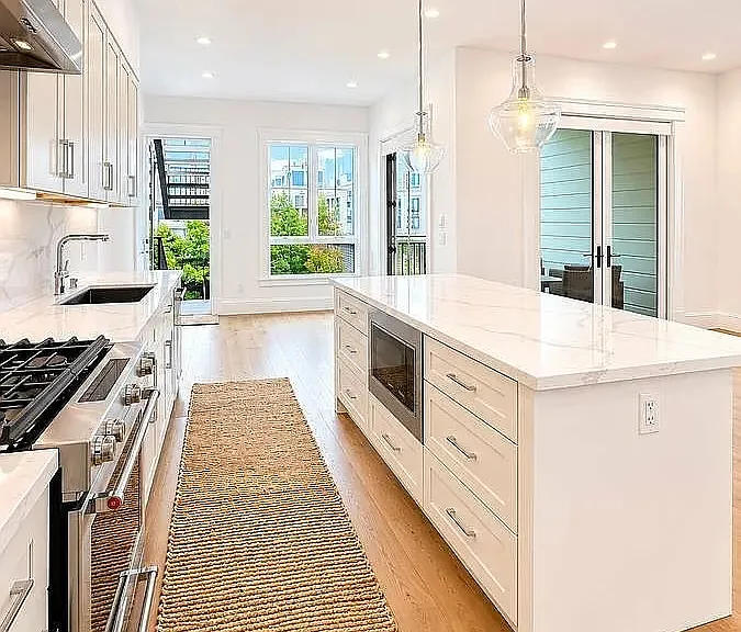 571 Chestnut St — Photo 4