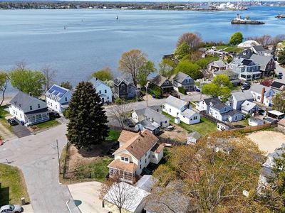 40 Jackson Ave E, Riverside, RI, 02915