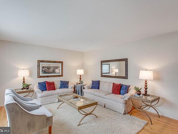 4th image of 5230 Nottinghill Ln