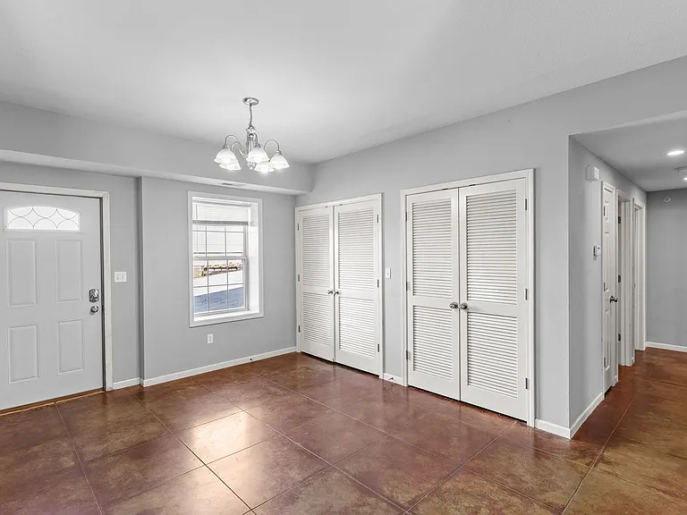 1616 Anthony St #101 — Photo 14