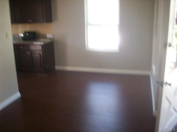 5th image of 9618 Olney St