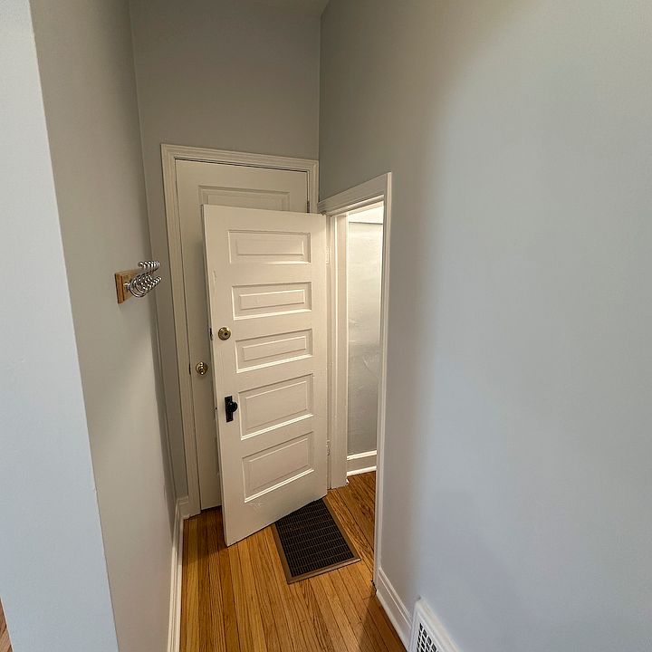 Fron Hall entry to staircase down