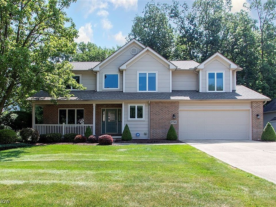1st image of 3740 Turnberry Dr