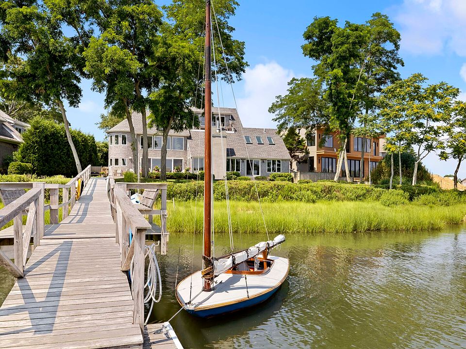 1st image of 86 Harbor Dr