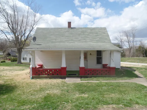 1012 S Lewis St, Bloomfield, IN 47424