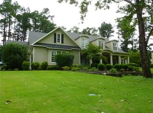 2055 N Fox Hunter Rd, Fayetteville, AR 72701