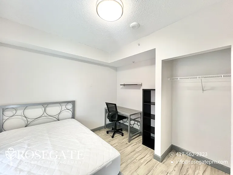 258 C Sunview St #Penthouse 372 — Photo 10
