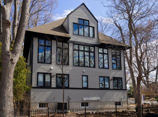 53 Scrivens St, Ottawa, ON K2B 8M6