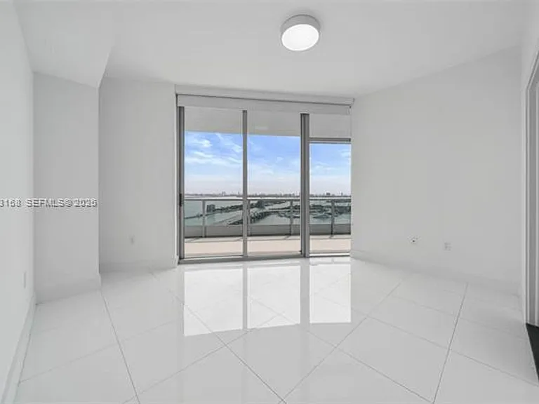 900 Biscayne Blvd #4006 — Photo 29