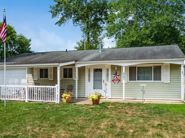 1020 Westview Dr, Hebron, OH 43025