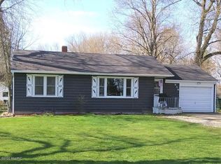 956 Lee St, Martin, MI 49070