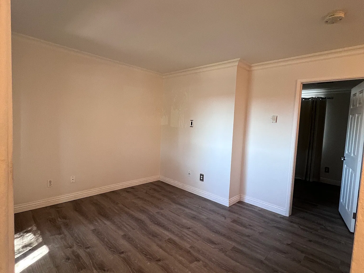 1 bed, 456 sqft, $2,300 — Photo 4