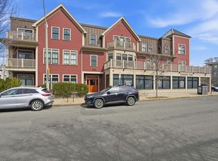 315 Highland Ave #101, Somerville, MA 02144