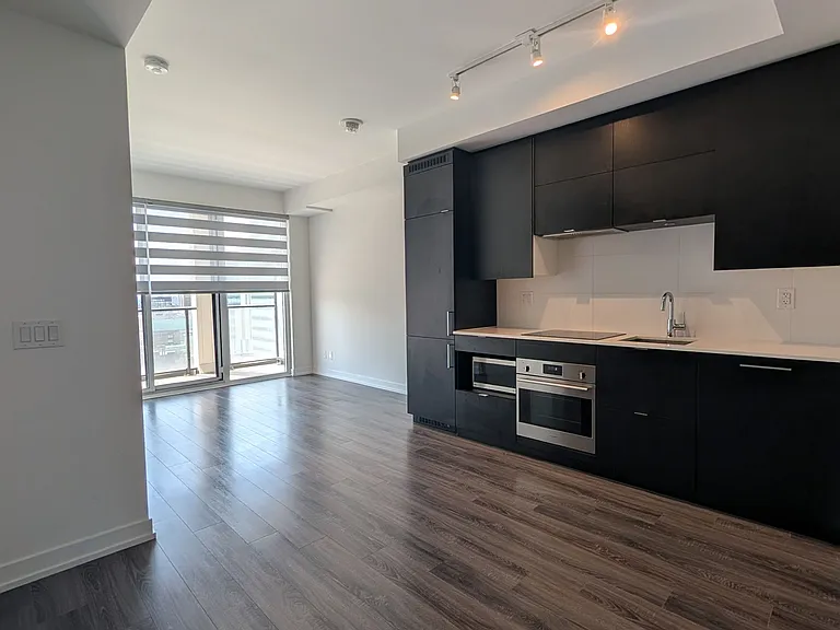 20 Edward St #2212 — Photo 7