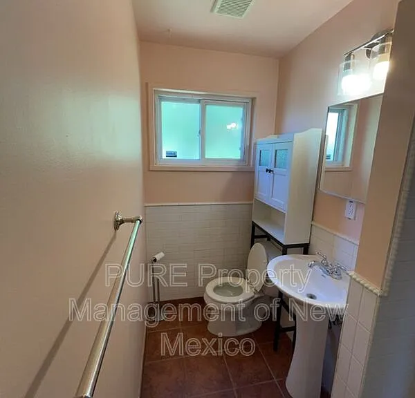 6013 Zimmerman Ave NE — Photo 9