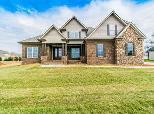 3261 S Glen Gables Blvd, Bowling Green, KY 42101