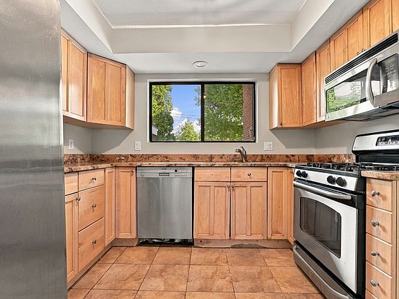 5th image of 88 Bailey St Unit 88