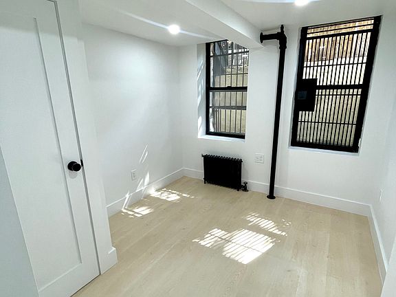 2nd image of 413 E 9th St #1R